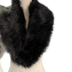 Cuello de pelo sintético